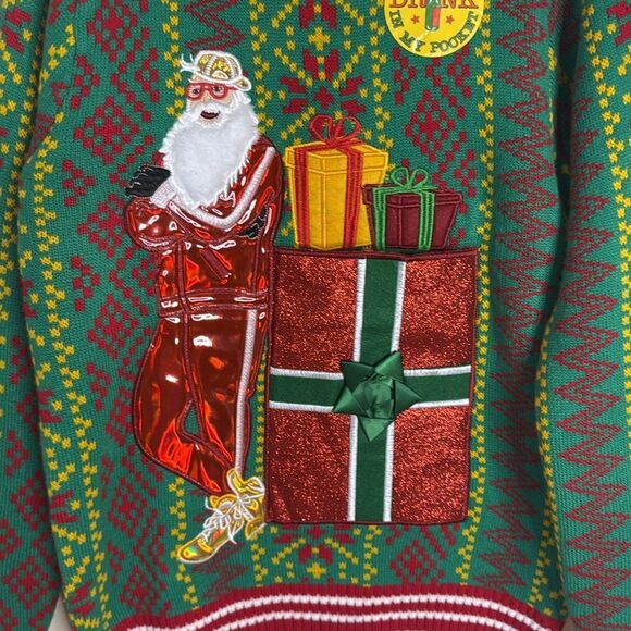 Blizzard bay festive Christmas Sweater with Santa Design with pouch medium - Picture 2 of 9
